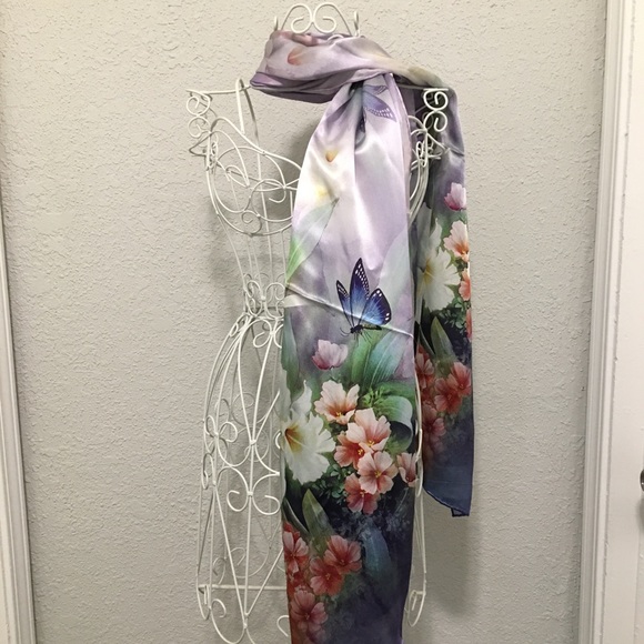 ❌🛑SOLD🛑❌ Vintage 100% Silk Boshine Scarf 💜 - Picture 13 of 16